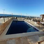 205 Flat mobiliado com vista lateral mar na Praia de Iracema