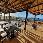 205 Flat mobiliado com vista lateral mar na Praia de Iracema